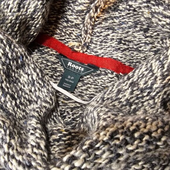 Roots Heathered Grey Cabin Classic Funnel Neck Pullover Sweater - Picture 3 of 9